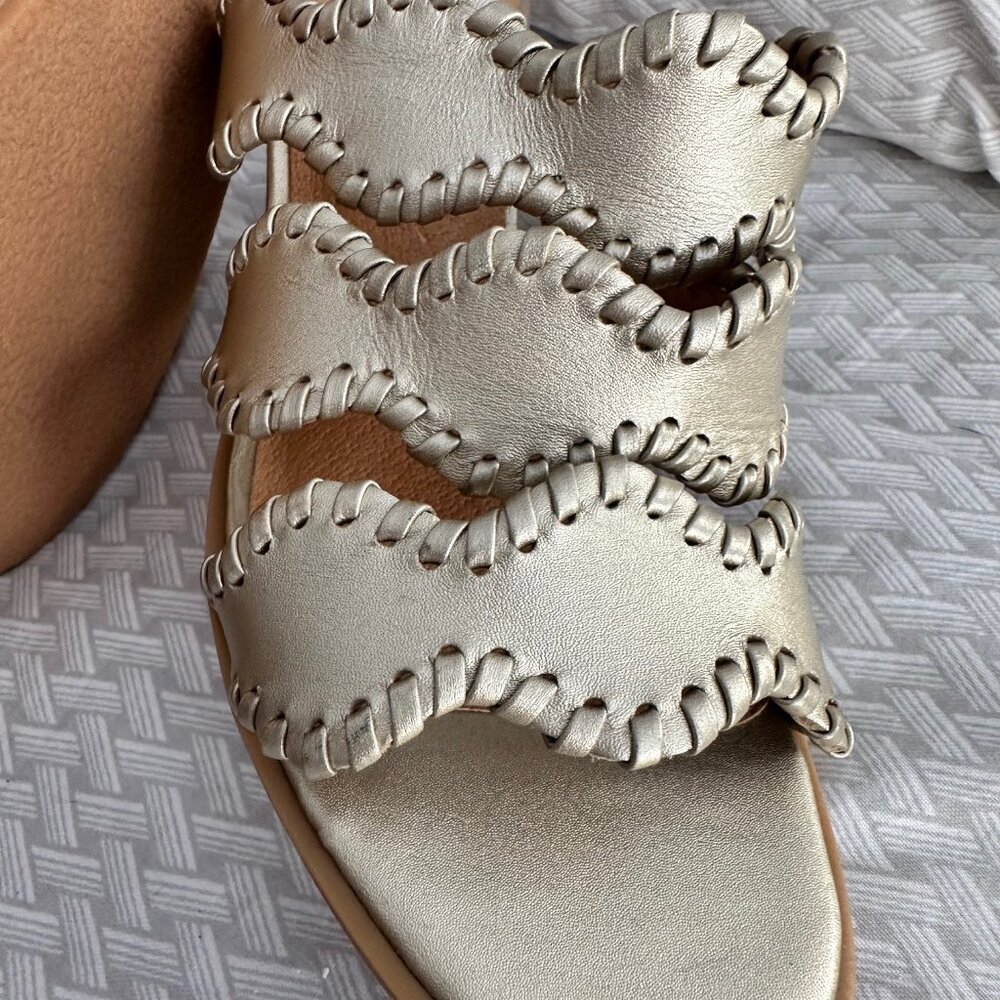 JACK ROGERS Sandals with wooden heel.